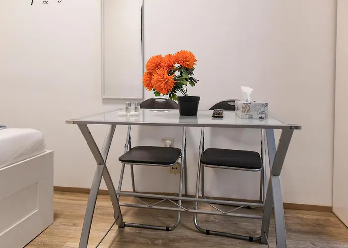 Economical 3-bedroom Near Danube & Millennium , Long *
