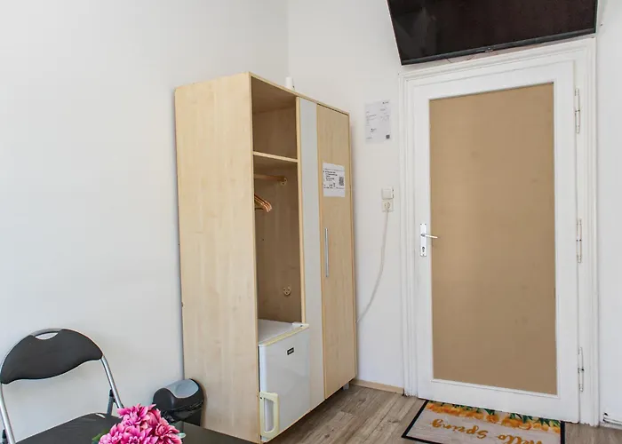 Apartamento Economical 3-bedroom Near Danube & Millennium , Long *